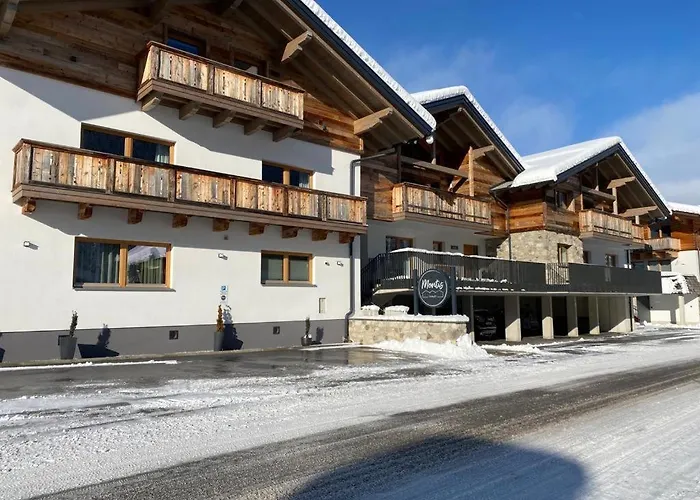 Montis Апартаменты *